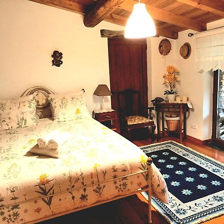 A Casa Da Natalia Guest House Cha de Alvares Eksteriør bilde