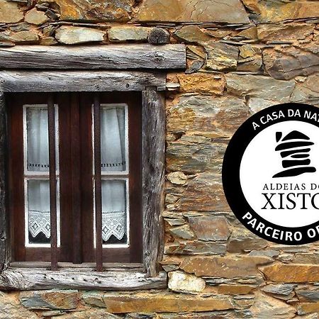 A Casa Da Natalia Guest House Cha de Alvares Eksteriør bilde
