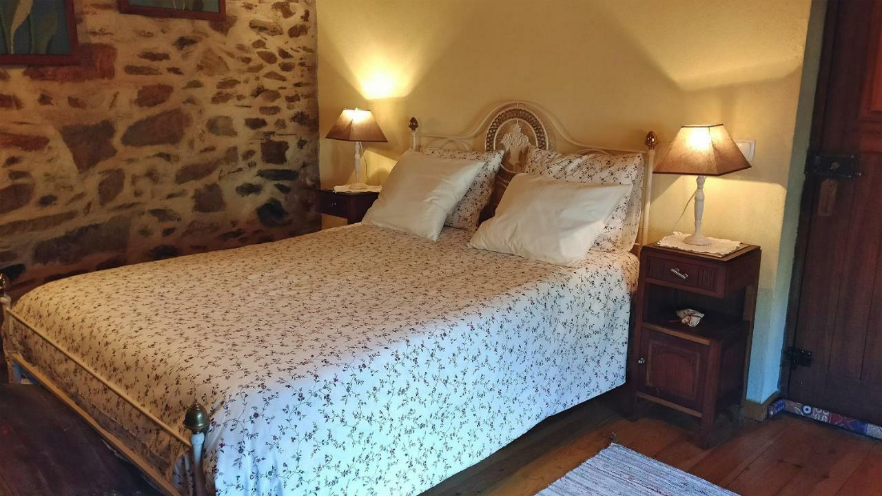 A Casa Da Natalia Guest House Cha de Alvares Eksteriør bilde