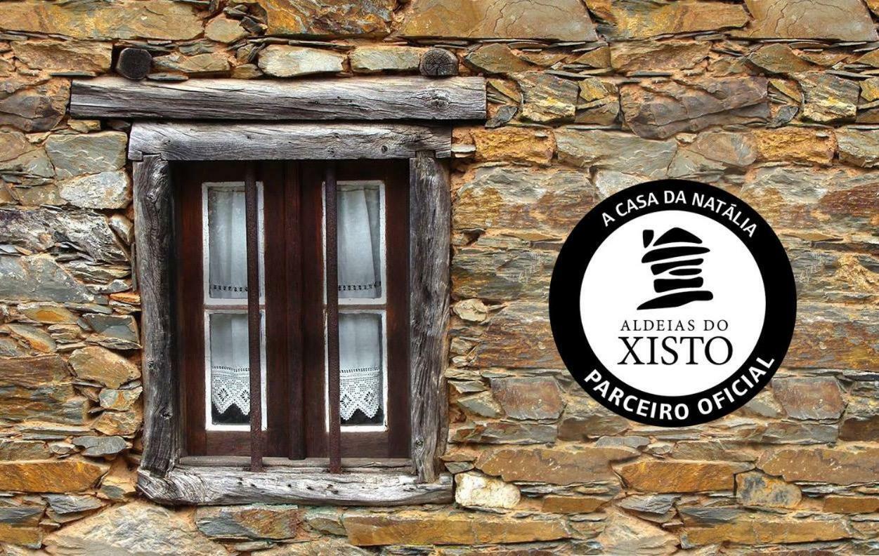 A Casa Da Natalia Guest House Cha de Alvares Eksteriør bilde